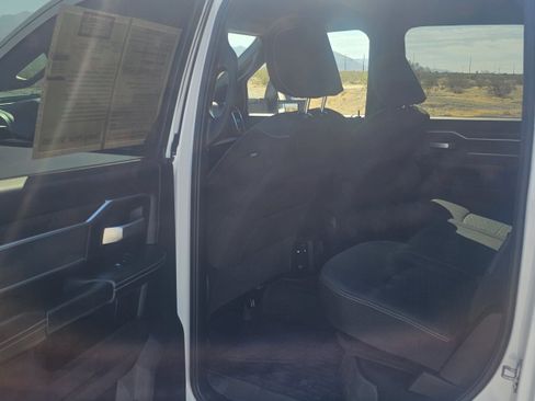 Used 2025 RAM 3500 Big Horn AWD/4WD image 7