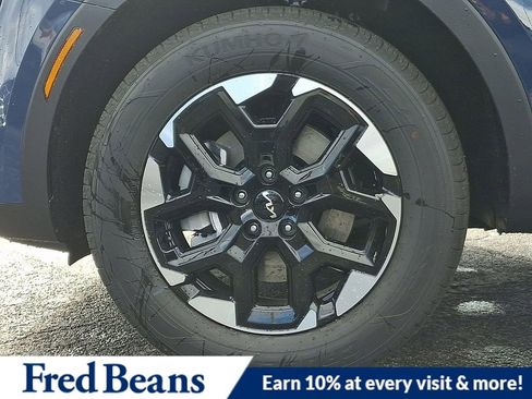 New 2026 Kia Sorento S image 5