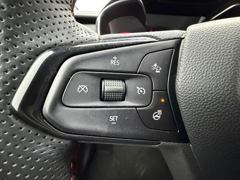 Used 2023 Chevrolet TrailBlazer RS w/ Sun and Liftgate Package image 21