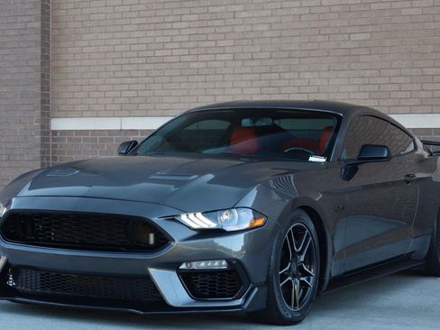Used 2020 Ford Mustang GT w/ Equipment Group 301A RWD image 5