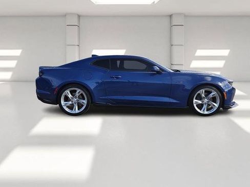 Used 2023 Chevrolet Camaro LT w/ RS Package image 7