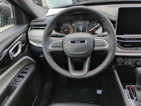 New 2026 Jeep Compass Limited image 15