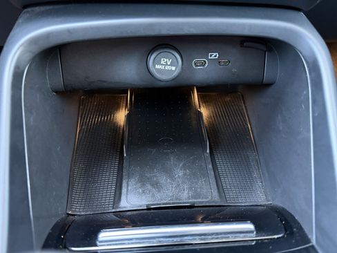 Used 2023 Volvo C40 P8 Recharge Plus w/ Protection Package Premier image 25