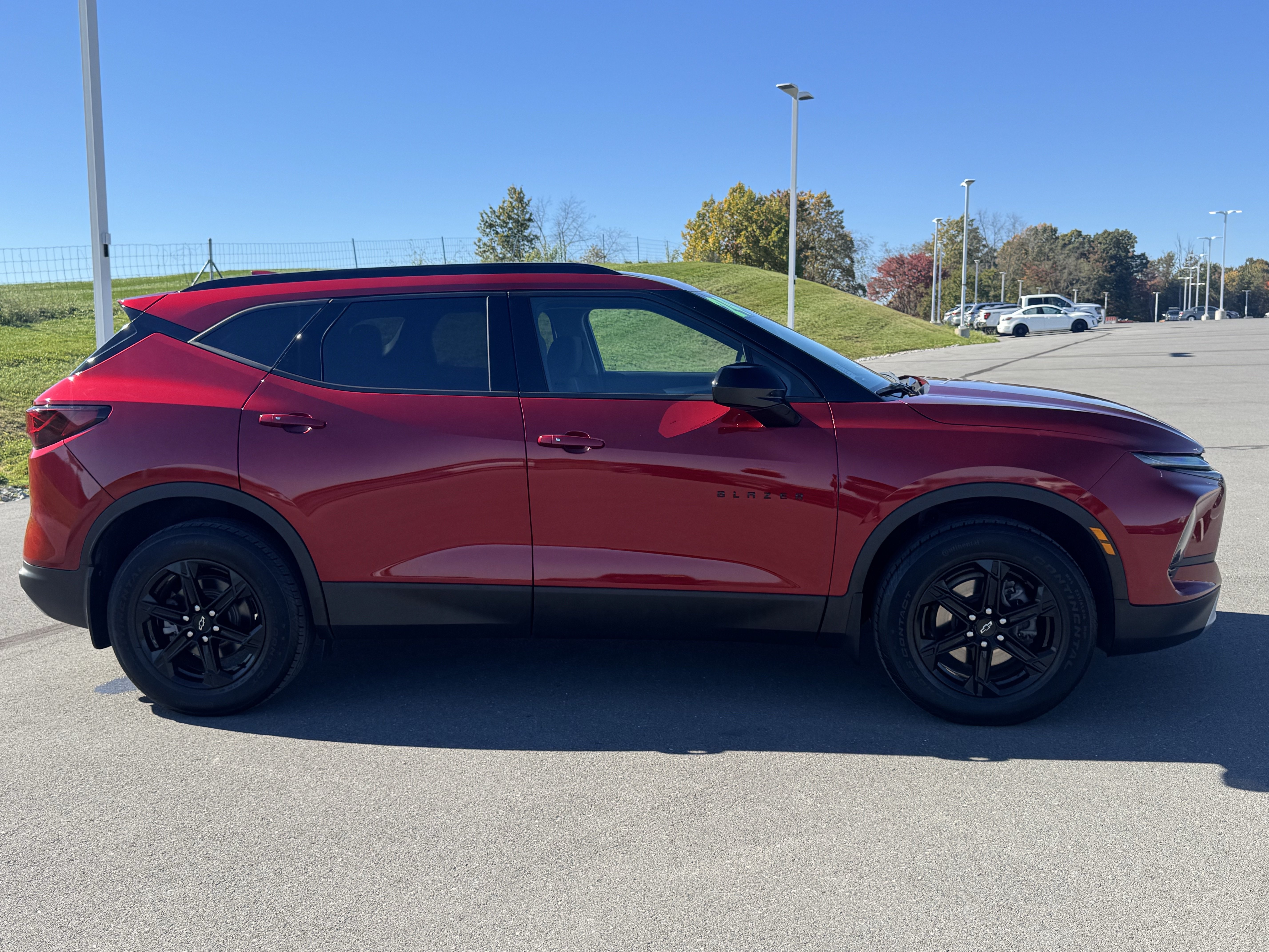 Used 2024 Chevrolet Blazer LT w/ Midnight/Sport Edition AWD/4WD image 2