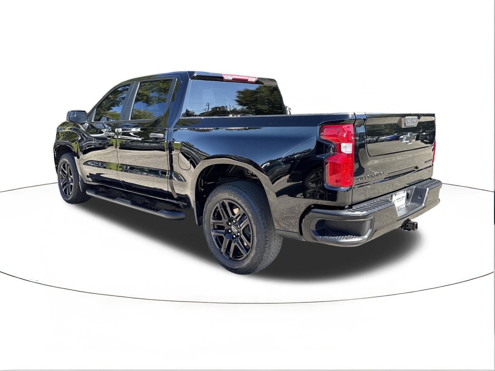 Used 2024 Chevrolet Silverado 1500 Custom w/ Turbomax Blackout Package RWD image 5