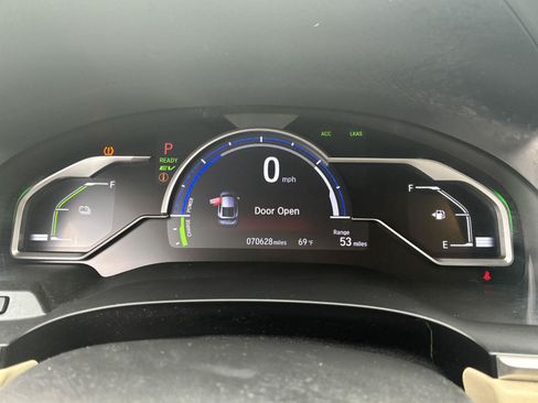 Used 2018 Honda Clarity Plug-In Hybrid image 24