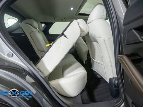 Used 2023 MAZDA CX-30 AWD 2.5 S w/ Premium Package image 37