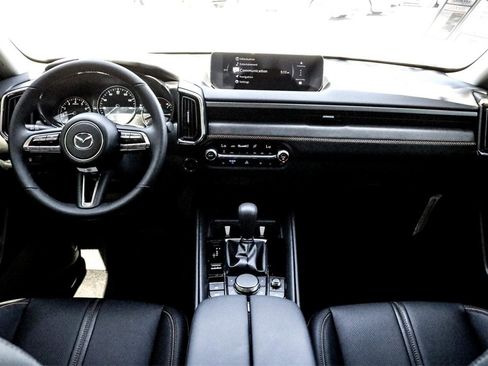 New 2025 Nissan Kicks S image 22