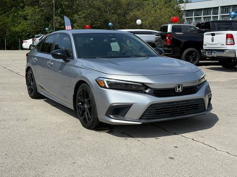 Used 2023 Honda Civic Sport image 5