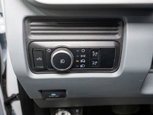 Used 2025 Ford F250 XL w/ STX Appearance Package image 30