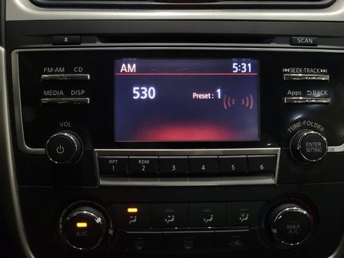 Used 2016 Nissan Altima 2.5 S w/ Power Driver Seat Package FWD image 25