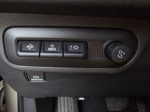 Used 2022 GMC Terrain AT4 w/ Infotainment Package II AWD/4WD image 12