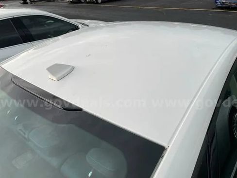 Used 2019 Ford Fusion SE FWD image 9
