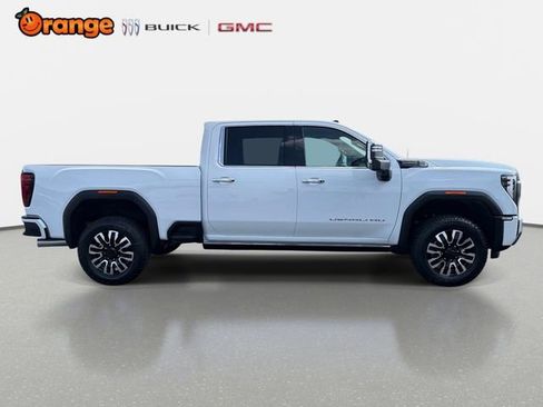 New 2026 GMC Sierra 2500 Denali Ultimate AWD/4WD image 2