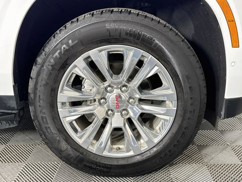 Used 2025 GMC Yukon XL Denali RWD image 29