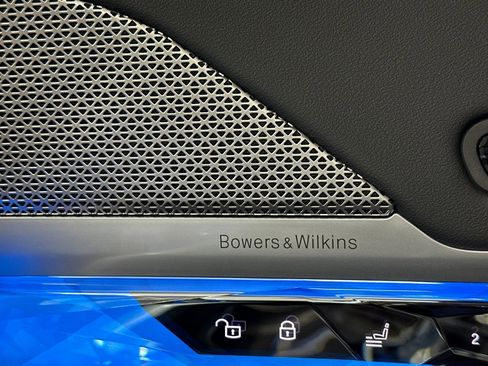 Certified 2023 BMW 760i xDrive image 22