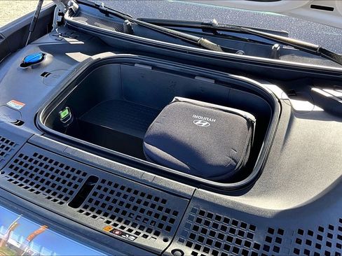 Used 2026 Hyundai Ioniq 9 Limited image 35