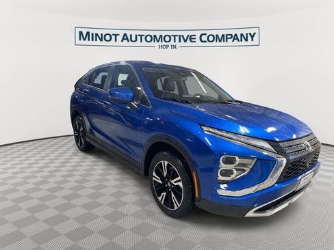 Used 2025 Mitsubishi Eclipse Cross SE image 2
