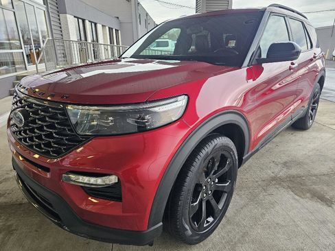 Used 2023 Ford Explorer ST-Line image 1