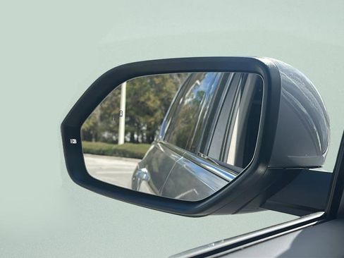 New 2026 Volkswagen Atlas SEL Premium R-Line image 11