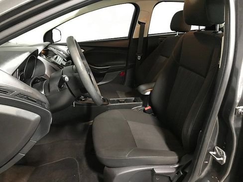 Used 2017 Ford Focus SE image 11