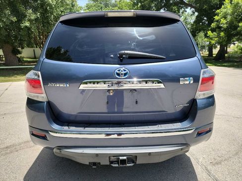Used 2013 Toyota Highlander Limited AWD/4WD image 6