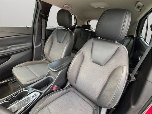 Used 2021 Buick Encore GX Select w/ Sport Touring Package FWD image 17
