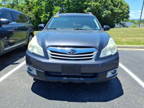 Used 2012 Subaru Outback 3.6R Limited w/ Moonroof Pkg AWD/4WD image 6