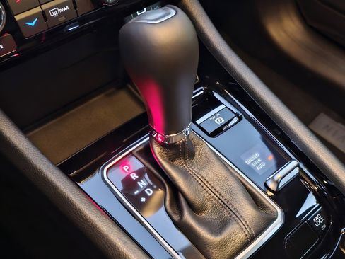 New 2026 Jeep Compass Limited image 14