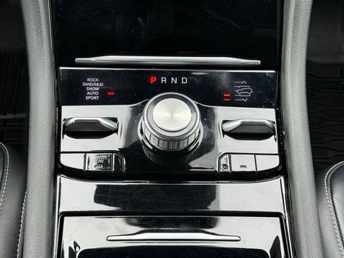 Used 2023 Jeep Grand Cherokee L Overland w/ Luxury Tech Group IV image 13