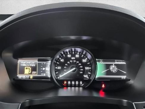 Used 2019 Ford Explorer Sport image 12