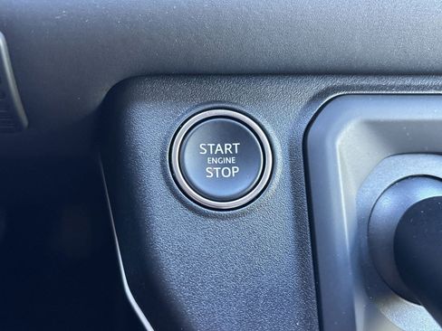 Certified 2025 Land Rover Defender 110 S image 26