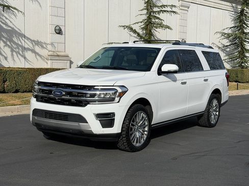 Used 2024 Ford Expedition Max Limited image 3