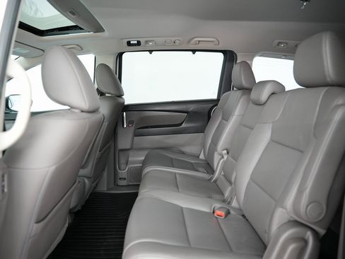 Used 2016 Honda Odyssey EX-L image 42