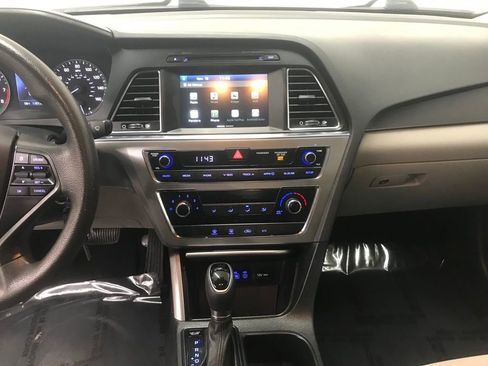 Used 2017 Hyundai Sonata Sport w/ Cargo Package image 16