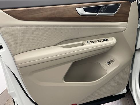 New 2026 Volkswagen Atlas SE FWD image 9