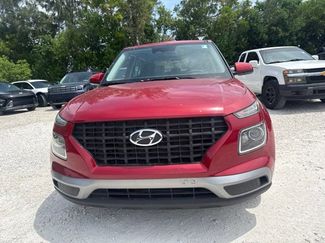 Used 2023 Hyundai Venue SE FWD video 2