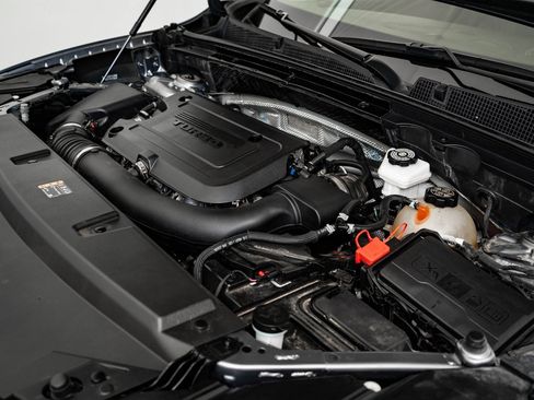 Used 2021 Buick Envision Essence w/ Sport Touring Package image 44