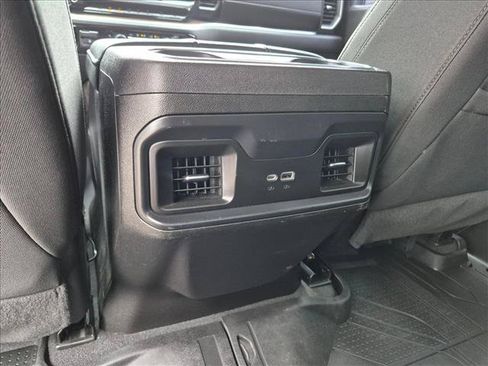 Used 2022 Chevrolet Silverado 1500 RST w/ Z71 Off-Road Package AWD/4WD image 16