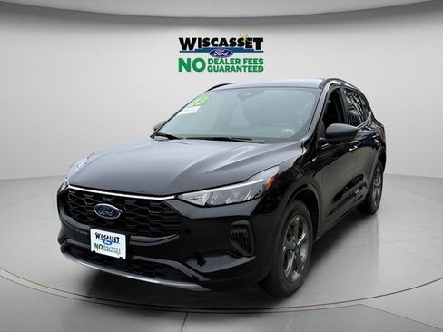 Used 2023 Ford Escape ST-Line w/ Tech Pack #1 AWD/4WD image 17