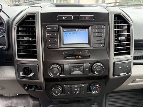 Used 2022 Ford F250 XL w/ Power Equipment Group RWD image 9