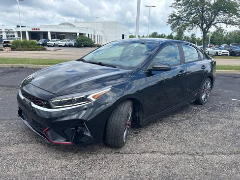 Used 2023 Kia Forte GT FWD image 2