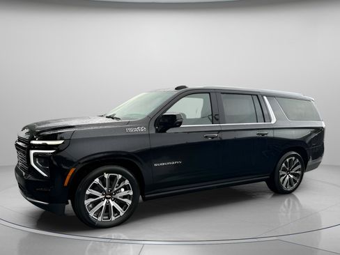 New 2026 Chevrolet Suburban High Country image 2