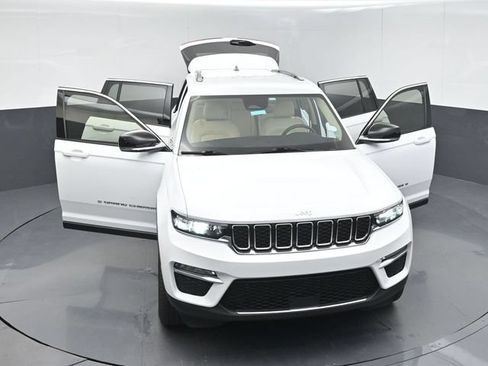 Used 2022 Jeep Grand Cherokee Limited AWD/4WD image 54