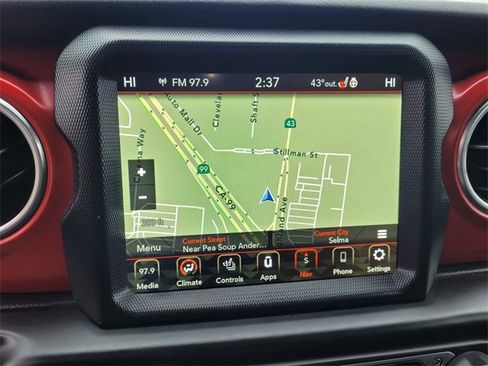 Used 2023 Jeep Gladiator Rubicon w/ Cold Weather Group image 20