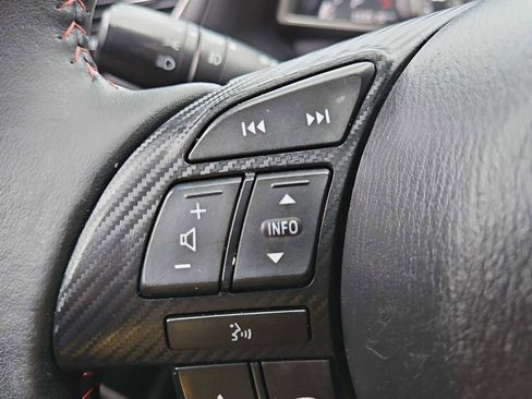 Used 2015 MAZDA MAZDA3 i Touring w/ Technology Package image 24