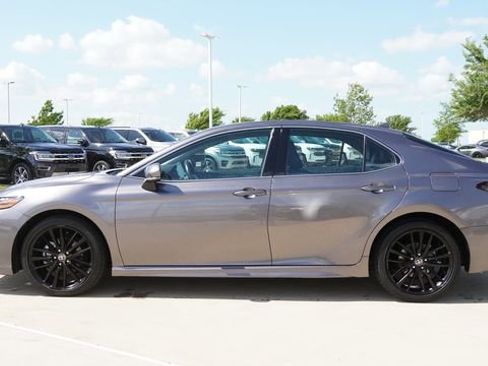 Used 2024 Toyota Camry XSE FWD image 6