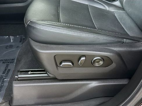 Used 2024 GMC Sierra 3500 Denali w/ Denali Reserve Package image 22