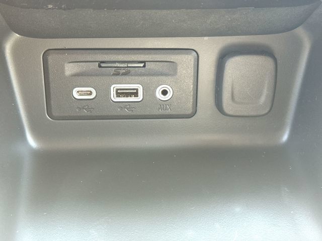 Used 2020 GMC Terrain SLE w/ Driver Convenience Package FWD image 34