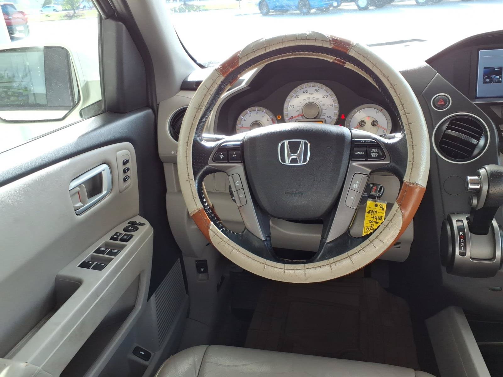 Used 2015 Honda Pilot Touring image 20